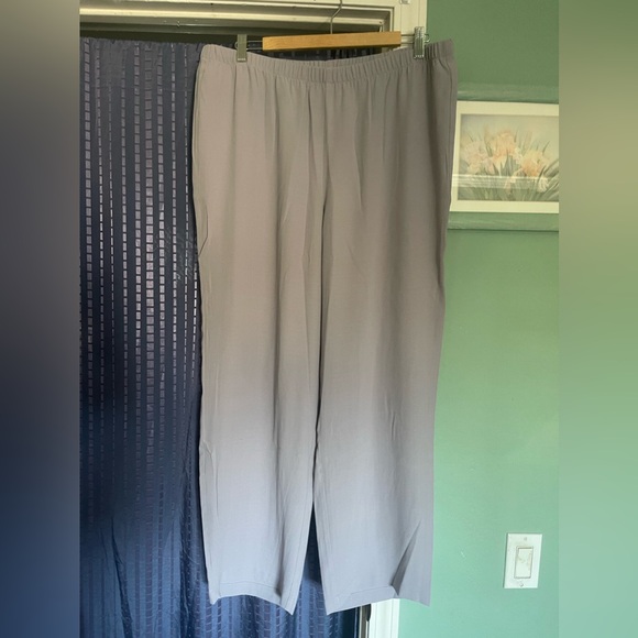 Eileen Fisher 100% Silk Light Lavender Straight Ankle Pants ($248) Size L